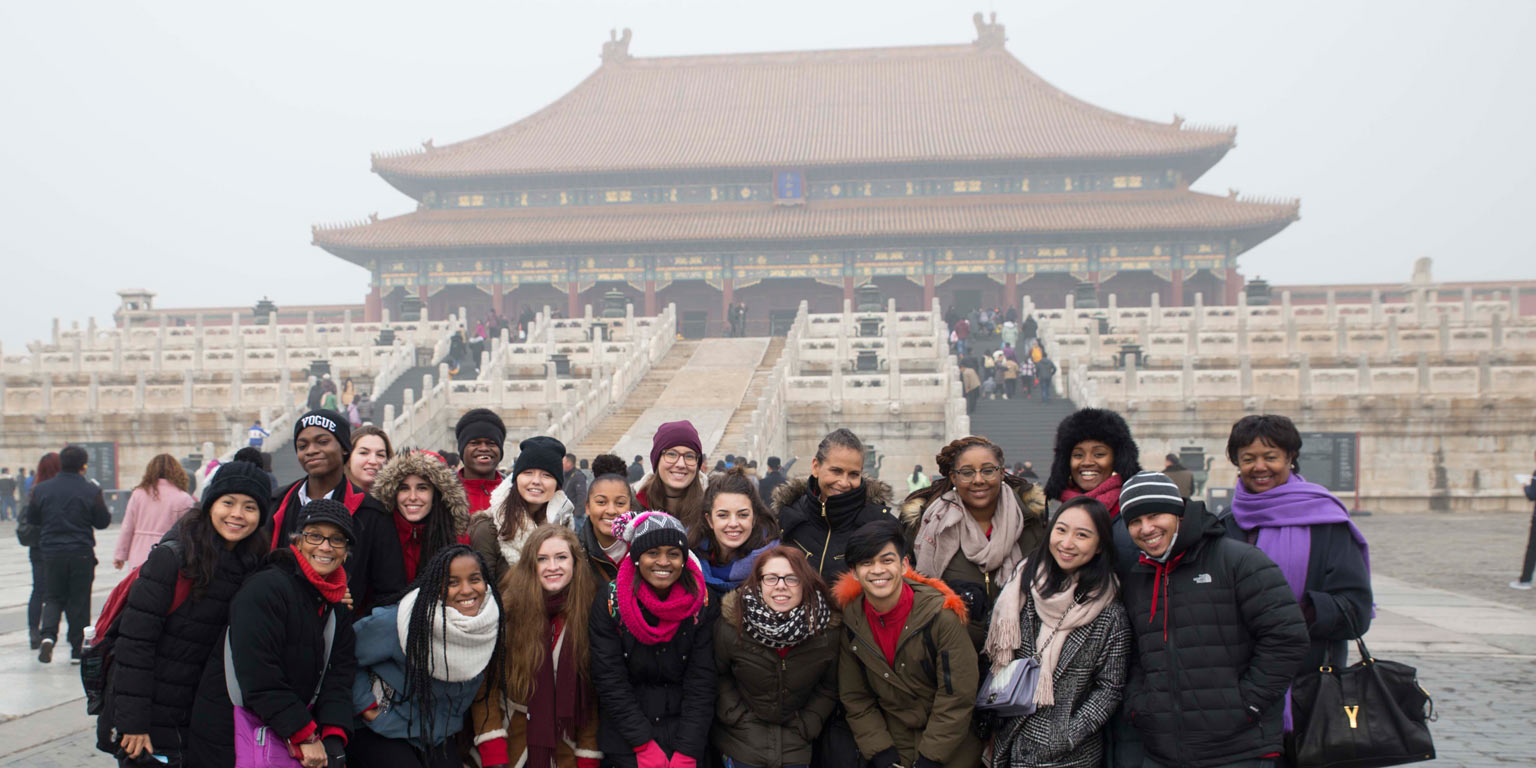 Study abroad group photo in China